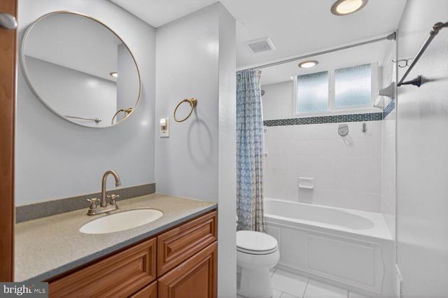 8323 WAGON WHEEL RD, Alexandria, VA 22309