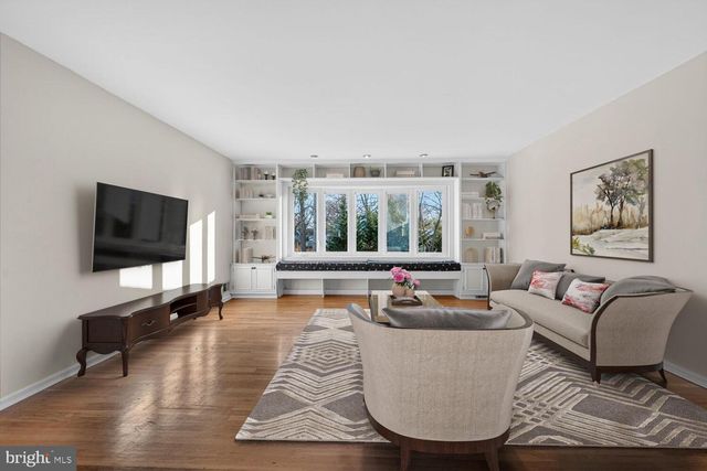 8323 WAGON WHEEL RD, Alexandria, VA 22309