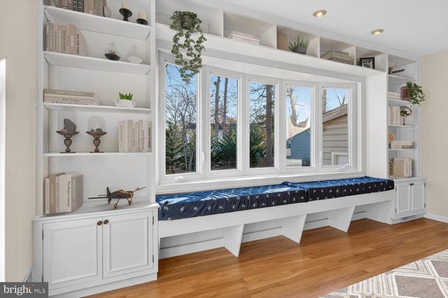 8323 WAGON WHEEL RD, Alexandria, VA 22309