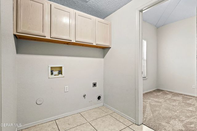 1315 OLGA MAPULA Drive, El Paso, TX 79936
