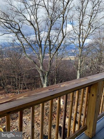 523 GLORY RIDGE DR, Petersburg, WV 26847