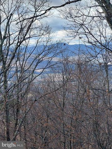 523 GLORY RIDGE DR, Petersburg, WV 26847