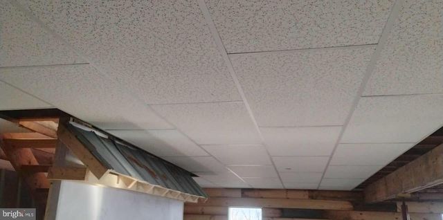 523 GLORY RIDGE DR, Petersburg, WV 26847