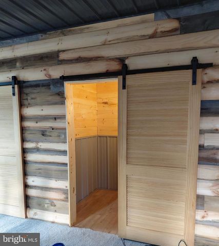 523 GLORY RIDGE DR, Petersburg, WV 26847