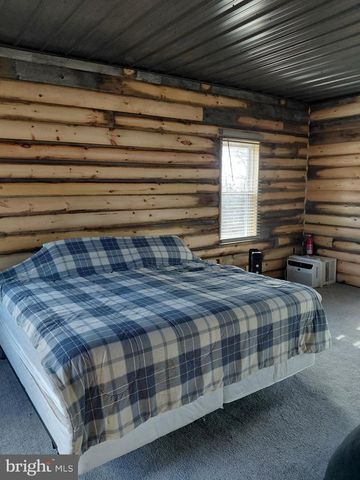 523 GLORY RIDGE DR, Petersburg, WV 26847