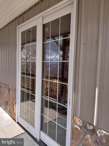 523 GLORY RIDGE DR, Petersburg, WV 26847