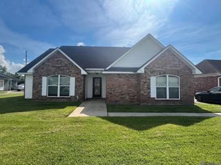 801 W Chapeau Dr, Baton Rouge, LA 70714