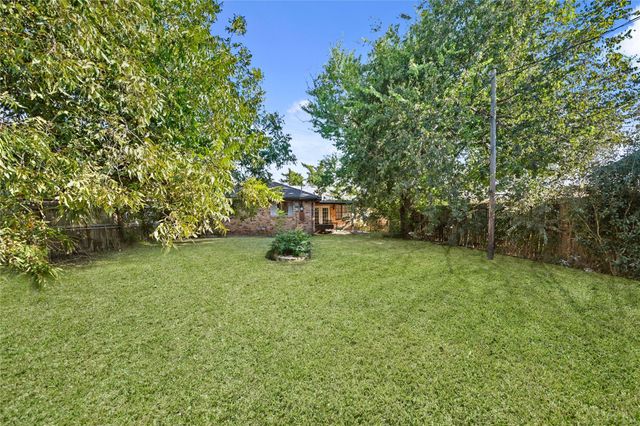 611 Iowa Street, South Houston, TX 77587