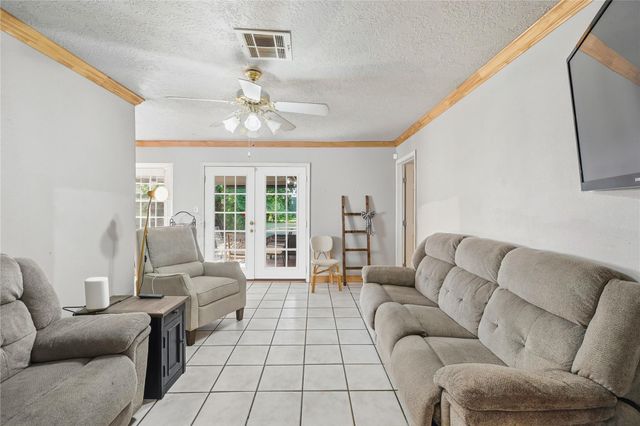 611 Iowa Street, South Houston, TX 77587