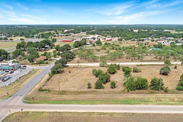 1882 Old Mineral Wells Highway, Weatherford, TX 76088