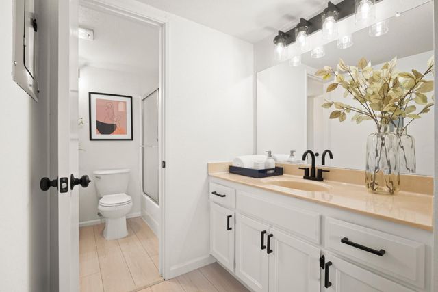 1050 Summermist Court, San Jose, CA 95122