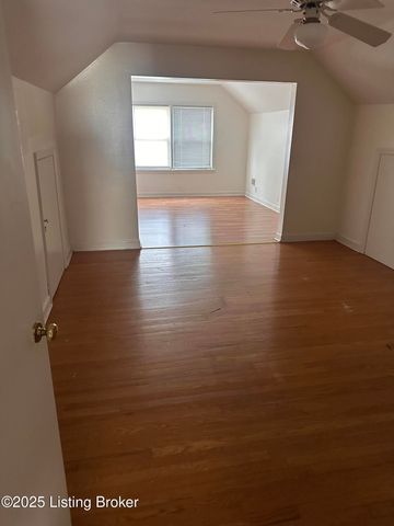 9801 Cooper Church Dr, Louisville, KY 40229