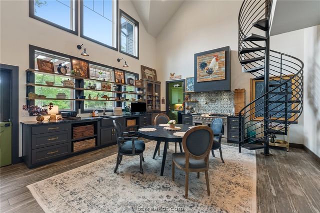 215 Woodforest Lane, Franklin, TX 77856