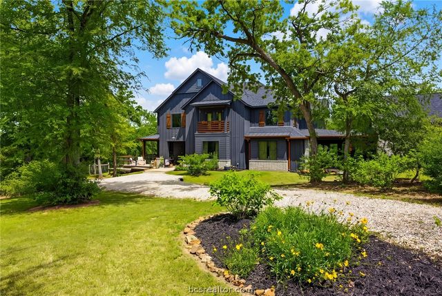 215 Woodforest Lane, Franklin, TX 77856