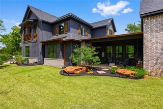 215 Woodforest Lane, Franklin, TX 77856