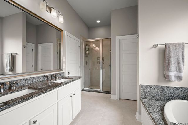 3802 Kingsbarns Dr, Zachary, LA 70791