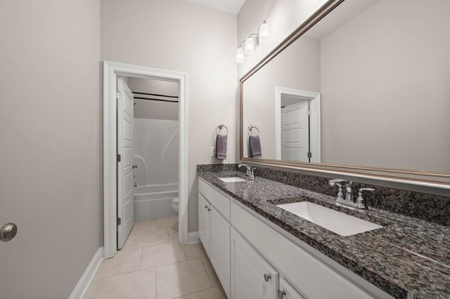 3802 Kingsbarns Dr, Zachary, LA 70791