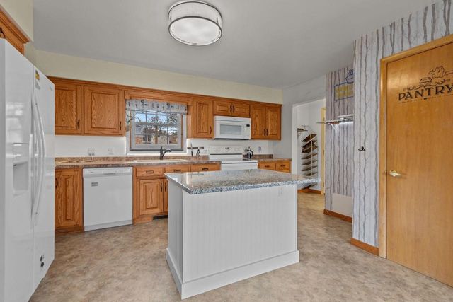 815 SUNSET AVENUE, Algoma, WI 54201