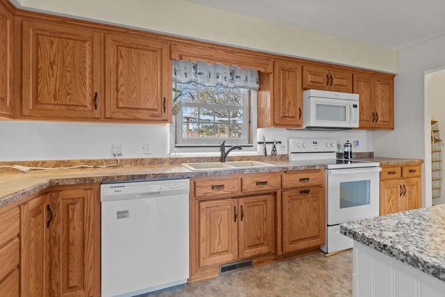 815 SUNSET AVENUE, Algoma, WI 54201