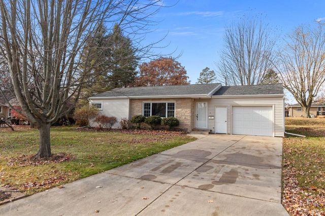 815 SUNSET AVENUE, Algoma, WI 54201