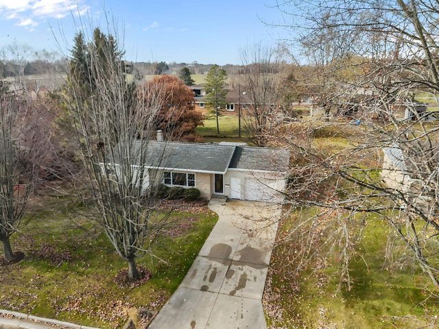 815 SUNSET AVENUE, Algoma, WI 54201