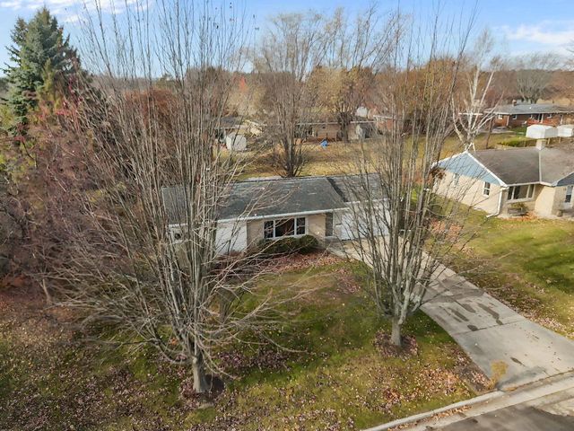 815 SUNSET AVENUE, Algoma, WI 54201