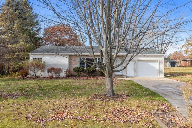 815 SUNSET AVENUE, Algoma, WI 54201