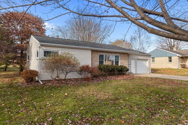 815 SUNSET AVENUE, Algoma, WI 54201