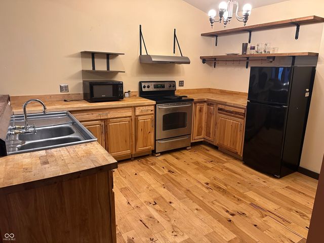 31 E Main Street, Gosport, IN 47433