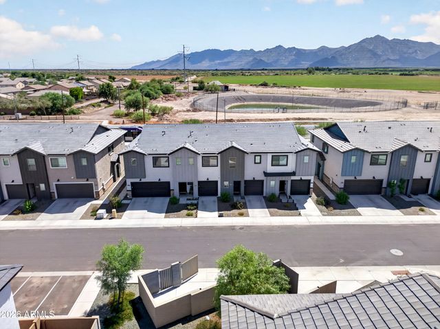 7527 W DONNER Drive, Laveen, AZ 85339