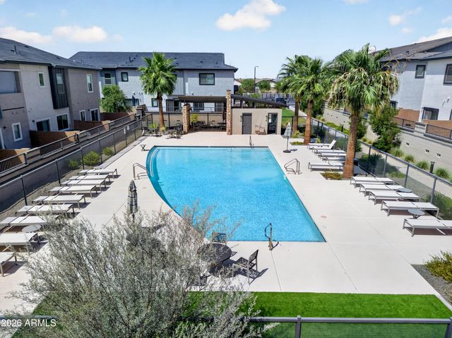 7527 W DONNER Drive, Laveen, AZ 85339