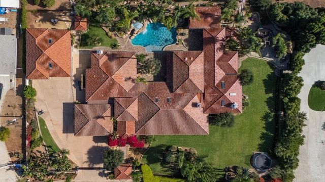 647 Crest Drive, El Cajon, CA 92019