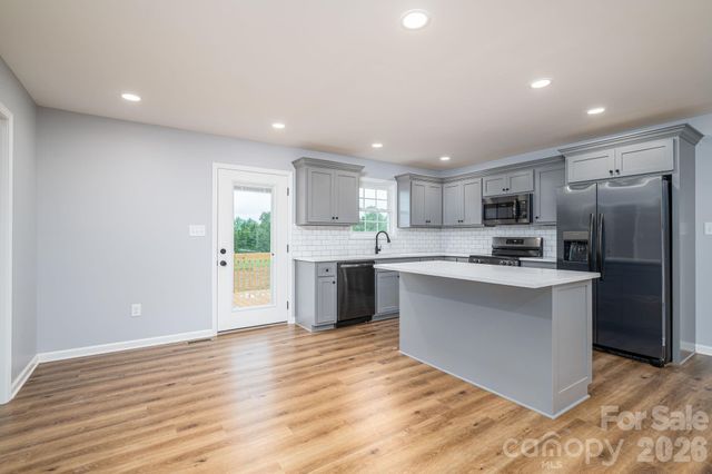 307 Northbrook III School Road, Vale, NC 28168