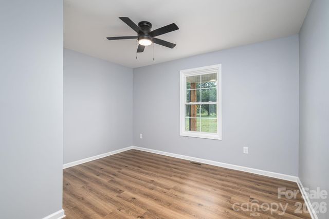307 Northbrook III School Road, Vale, NC 28168