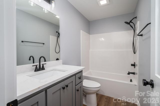 307 Northbrook III School Road, Vale, NC 28168
