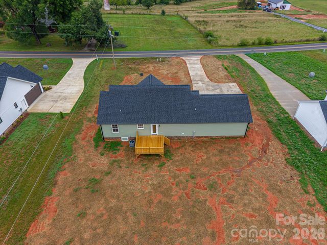 307 Northbrook III School Road, Vale, NC 28168