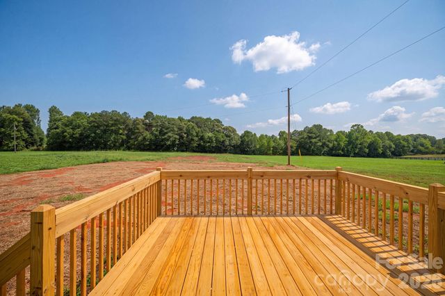 307 Northbrook III School Road, Vale, NC 28168