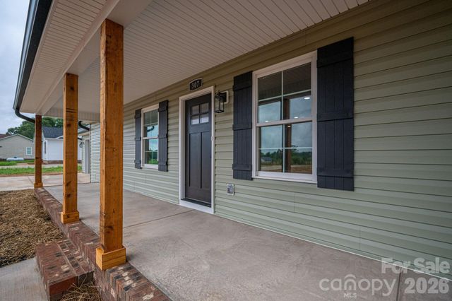 307 Northbrook III School Road, Vale, NC 28168