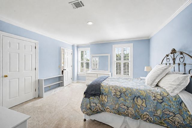 601 Dorshire Ln, Nashville, TN 37221