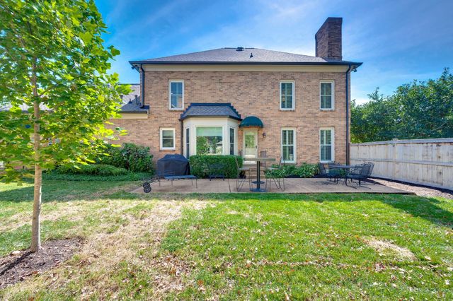 601 Dorshire Ln, Nashville, TN 37221