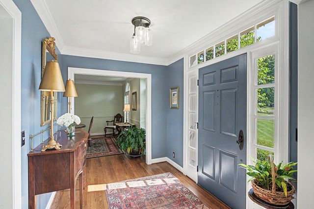 601 Dorshire Ln, Nashville, TN 37221