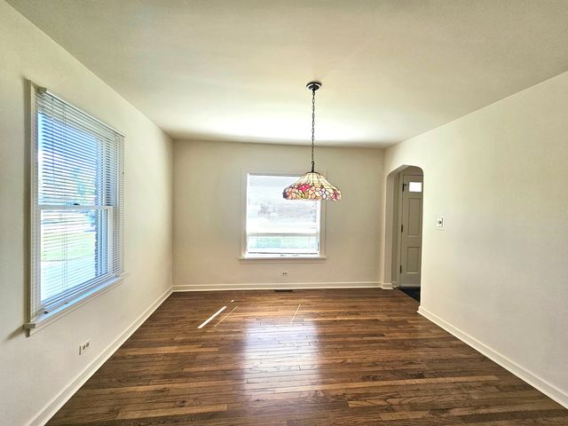 1014 S Summit Avenue, Villa Park, IL 60181
