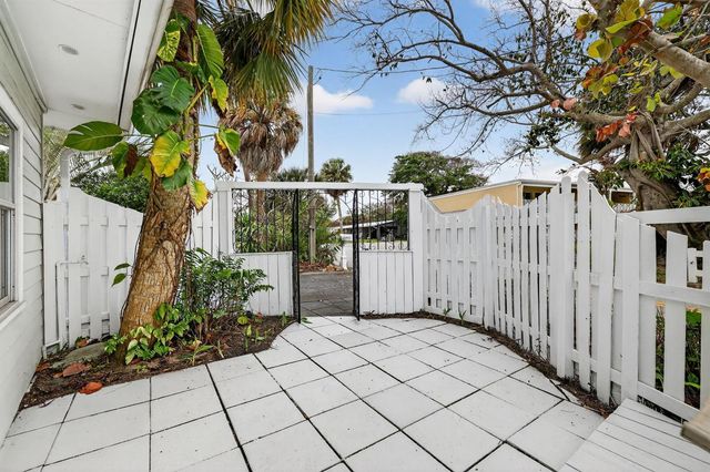 4490 NE Indian River Drive, Jensen Beach, FL 34957