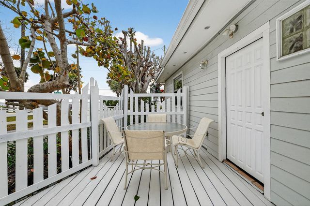 4490 NE Indian River Drive, Jensen Beach, FL 34957