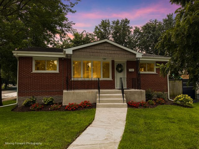 7101 W 114th Place, Worth, IL 60482