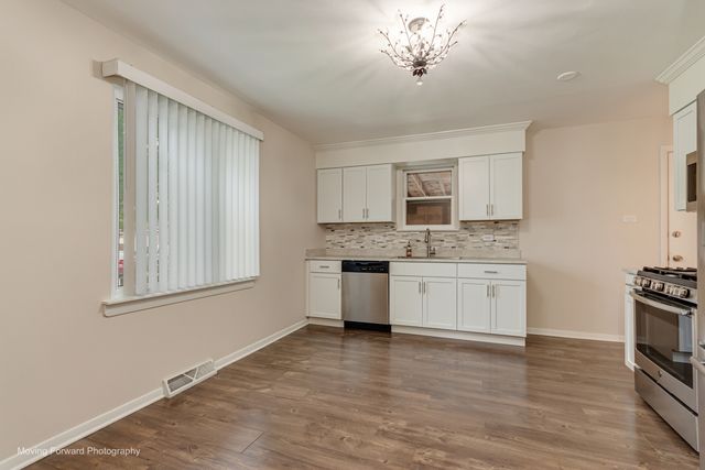 7101 W 114th Place, Worth, IL 60482
