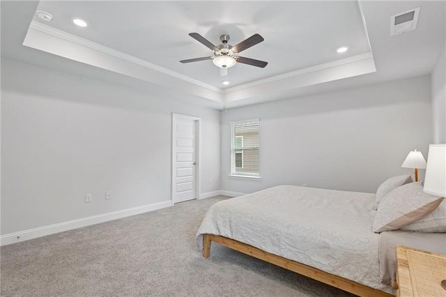 111 Vineyard Walk, Carrollton, GA 30117