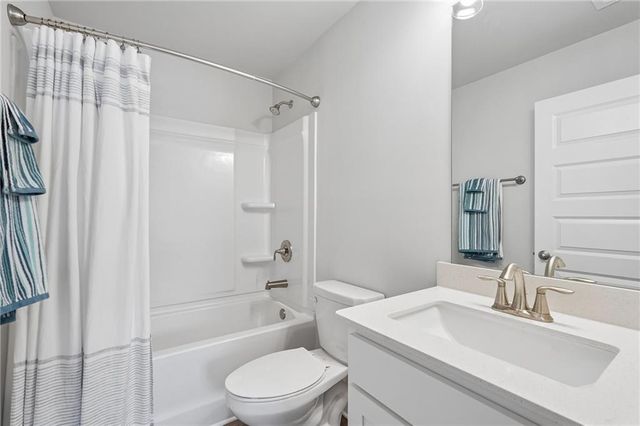 111 Vineyard Walk, Carrollton, GA 30117
