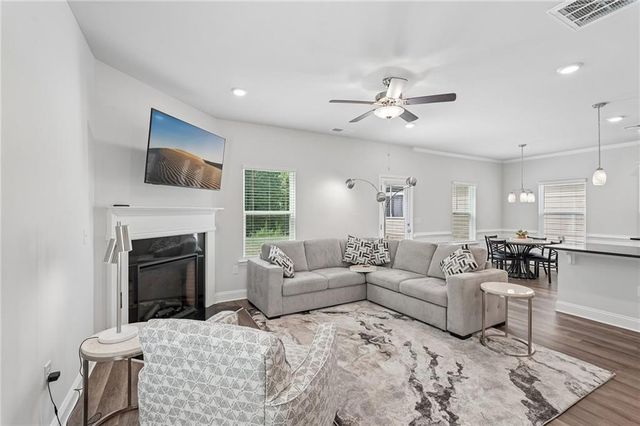 111 Vineyard Walk, Carrollton, GA 30117