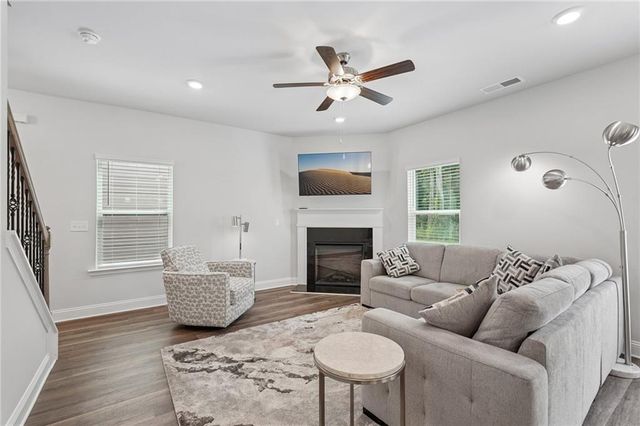 111 Vineyard Walk, Carrollton, GA 30117